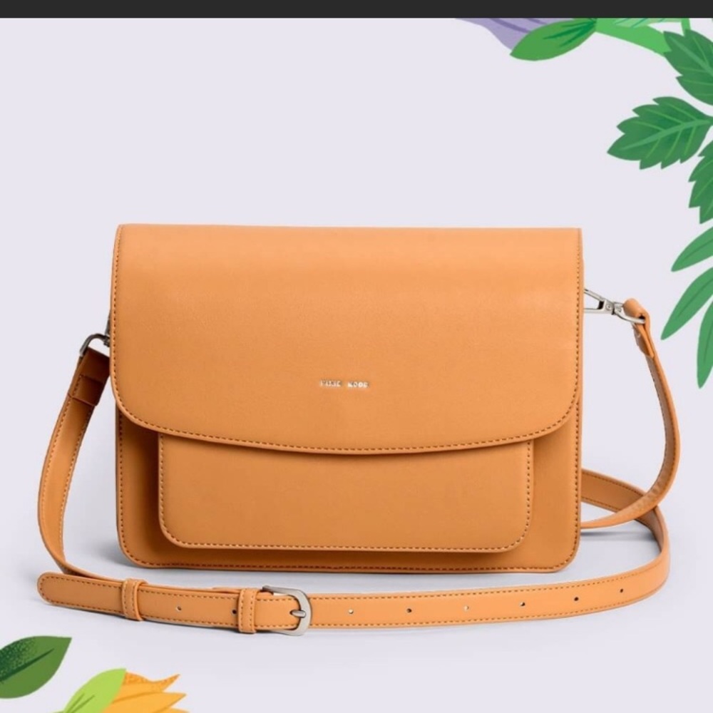 Pixie Mood Zoe Crossbody - Honey